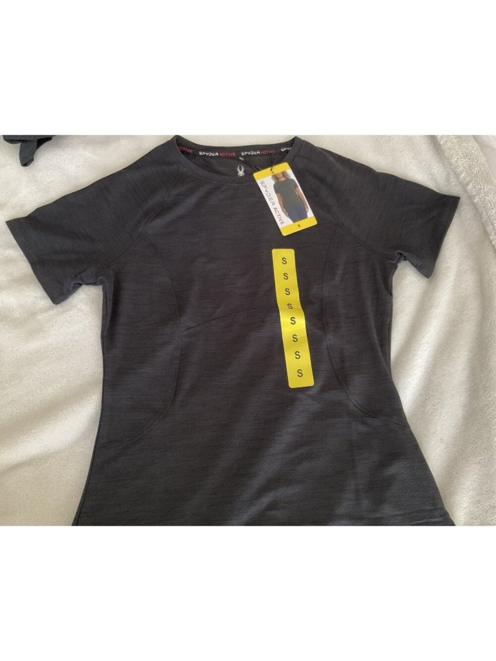 Spyder Active Women’s Black Heather Short Sleeve Shirt Zipper Pocket NWT Small